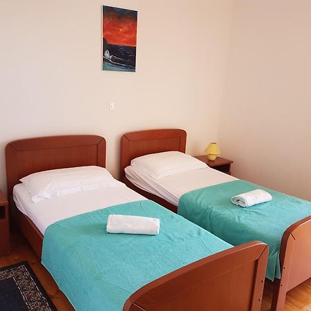Apartmani Mariela ラビン 部屋 写真